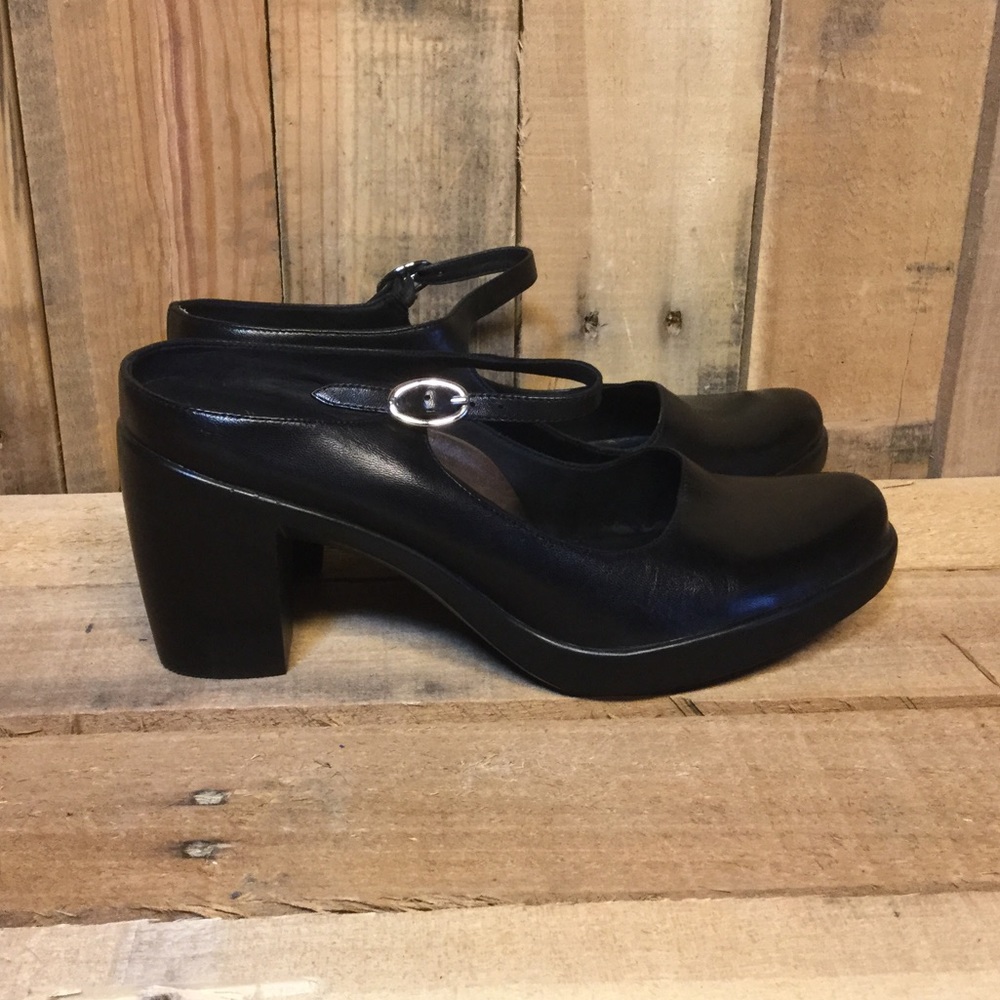Dansko black Trixie Mary Jane heels